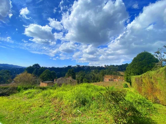 Imagem Terreno à Venda em Condomínio de Alto Padrão em Campos do Jordão