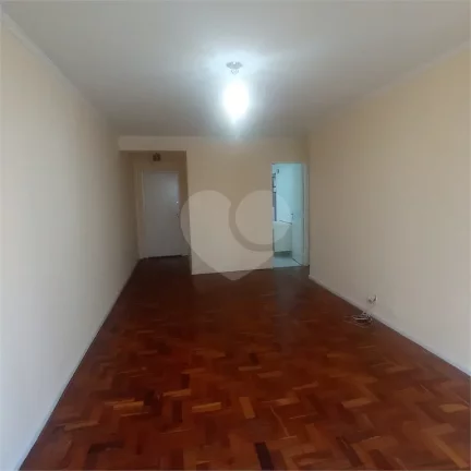 Imagem Apartamento à venda com 3 quartos, sendo 1 suíte, no condomínio Fradique Coutinho, São Paulo - SP