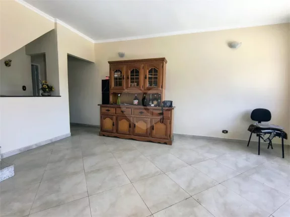 Imagem Sobrado à venda com 3 quartos, sendo 1 suíte, em Butantã, São Paulo - SP