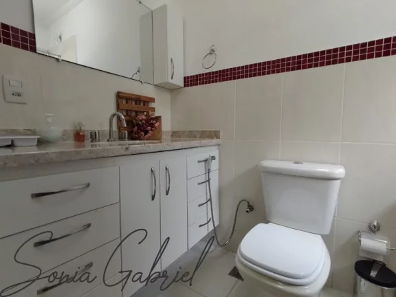 Imagem Casa de alto padrão à venda em condomínio exclusivo de Valinhos-SP, 3 quartos, 3 suítes, 2 salas, 3 banheiros, 4 vagas, 198m². Imagem Casa de alto padrão à venda em condomínio exclusivo de Valinhos-SP, 3 quartos, 3 suítes, 2 salas, 3 banheiros, 4 vagas, 198m².