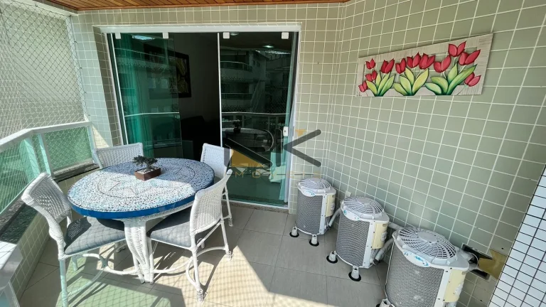 Imagem Cobertura Duplex Praia Grande em Ubatuba-SP com 3 dormitórios,sendo 2 suítes,varanda gourmet com churrasqueira,2 vagas de garagem
