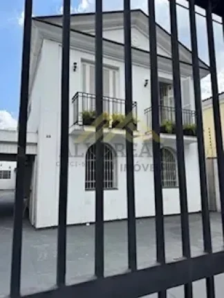 Sobrado Comercial para Locação – Itaim Bibi A apenas 50 metros da estação de metro Campo Belo