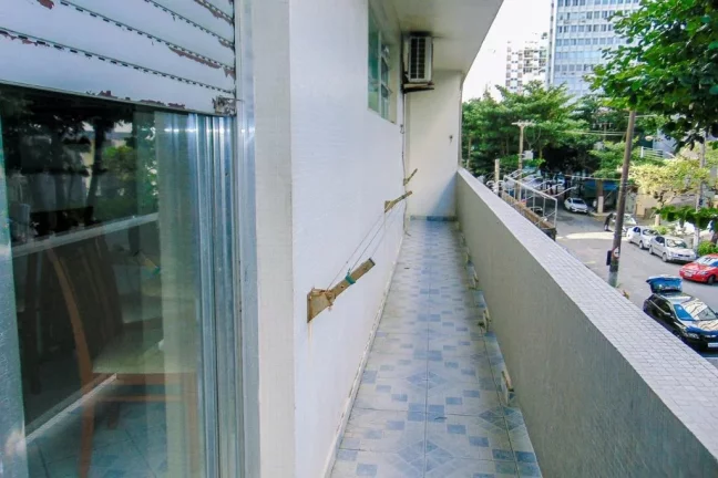 Imagem Apartamento com 1 dormitório à venda, 50 m² - Pitangueiras - Guarujá/SP