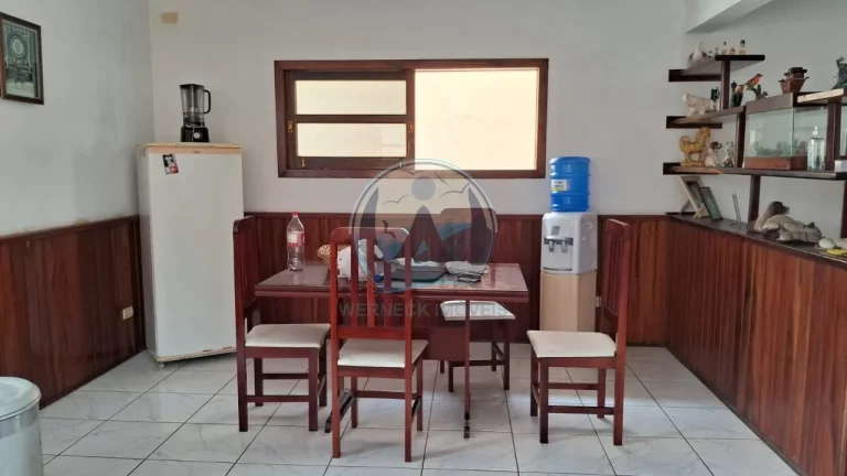 Imagem Imperdível: Casa à venda em Ubatuba-SP, bairro Perequê Açu, 3 quartos, 3 suítes, 1 sala, 3 vagas de garagem, 225m². Venha conferir!