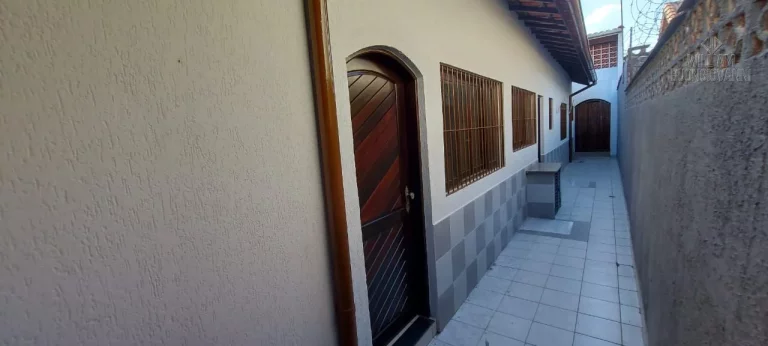 Imagem Casa à Venda – Praia Grande – Bairro Maracanã | 2 Dorms (1 Suíte) | R$ 480.000