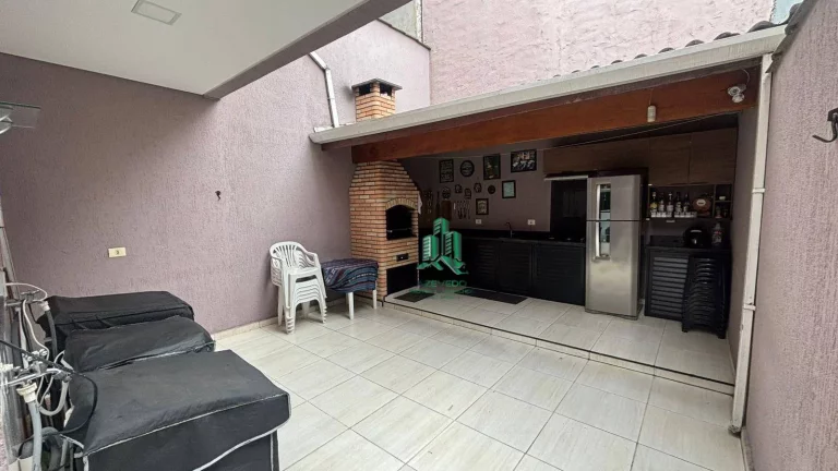 Imagem Sobrado com 4 dormitórios à venda, 216 m² por R$ 901.000,00 - Jardim Adriana - Guarulhos/SP