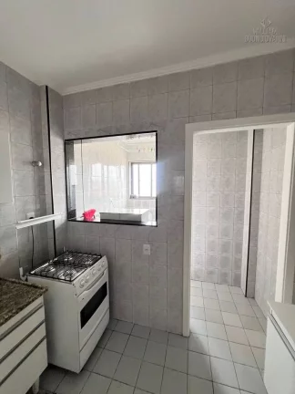 Imagem Vende-se Excelente Apartamento com 2 dormitórios Baln Maracanã