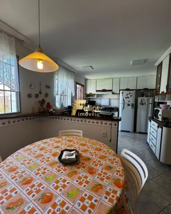 Imagem Casa Duplex, espaçosa e localização privilegiada na Mata da Praia!!