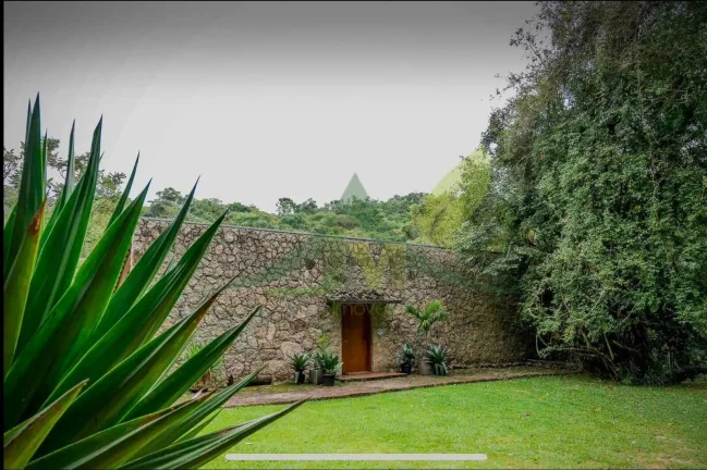 Imagem Sítio de Montanha à Venda em Atibaia-SP: 42.000m² de Natureza e Conforto