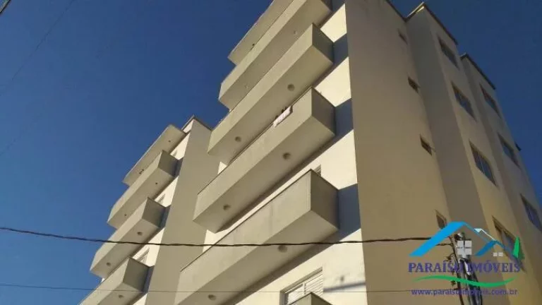 Viva bem em Paraisópolis: Apartamento com 2 dormitórios, elevador e vaga!