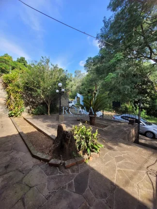 Imagem Excelente terreno localizado no Bairro Perpétuo Socorro, com 03 casas construída