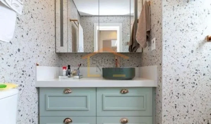 Imagem Apartamento com 70 m² de área útil, composto por 2 dormitórios, sendo 1 suíte, e 2 banheiros. D...