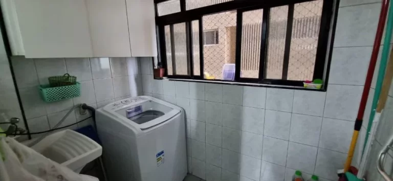 Imagem OPORTUNIDADE INCRIVEL!!! No bairro Ocian frente ao mar Apartamento de 3 dormitórios!!!