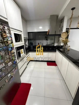 Imagem CA1646Linda casa com 3 quartos sendo 1 suíte localizada no Parque Real A casa possui - 3 quartos se...