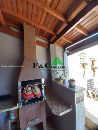 Imagem Sobrado para Venda em Limeira, Jardim Esteves, 4 dormitórios, 1 suíte, 3 banheiros, 3 vagas