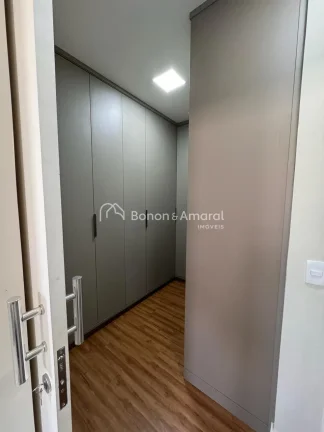Imagem Sobrado belíssimo com 3 quartos (sendo 3 suítes, máster com closet), no Condomínio Terras da Est...