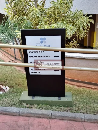 Imagem Vendo SUPER Oportunidade no Jardim Lalo. Apartamento de 2 Dormitórios com Armários, Cozinha com planejados, 1 vaga de garagem. Valor R$ 320.000 valor de oportunidade.