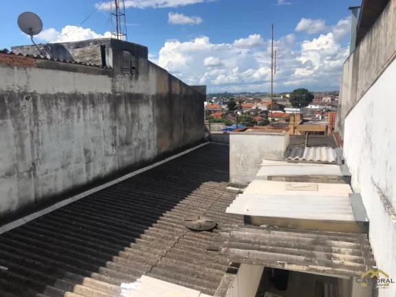Imagem Casa térrea com 2 dormitórios e 2 vagas de garagem - Jardim do Lago - Jundiaí/SP
