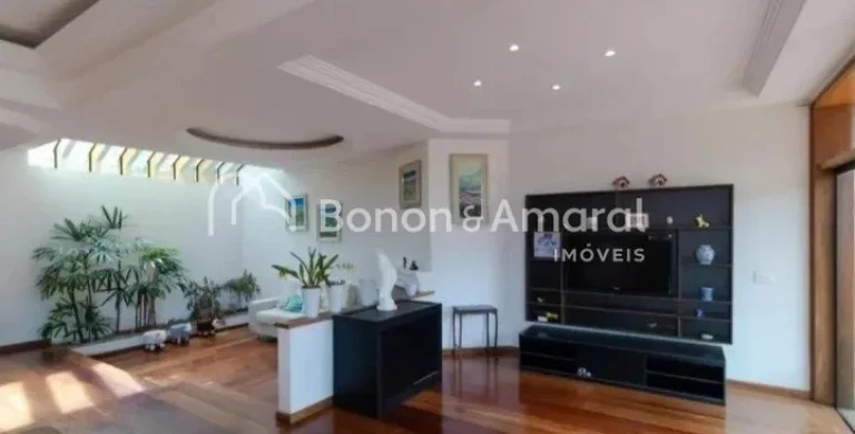 Imagem Belíssima Casa Assobradada em Condomínio à Venda em Sousas, Campinas

Esta casa espetacular ofere...