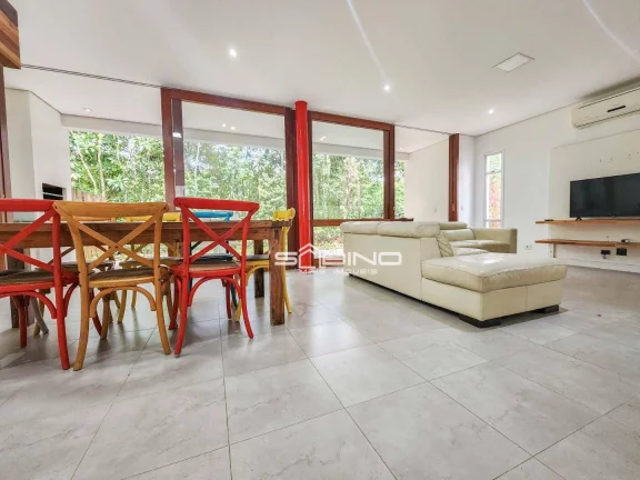 Imagem Belíssima casa de Villagio à venda com 4 Dormitórios sendo 2 suítes 223m² na Riviera de São Lourenço - Bertioga SP
