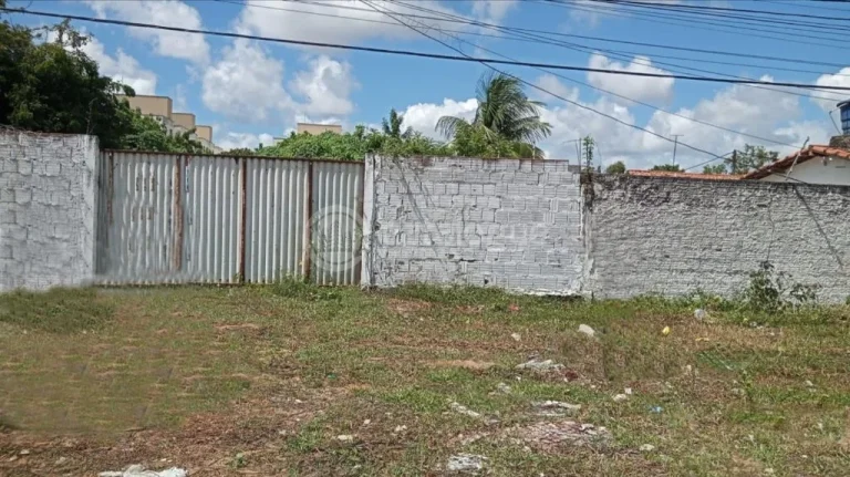 Imagem Terreno à venda no bairro Planalto, Natal: excelente oportunidade de investimento!