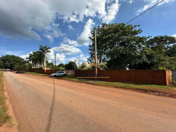 Imagem Chácara com 6 dormitórios à venda, 4607 m² por R$ 850.000,00 - Vale dos Lagos - Tatuí/SP