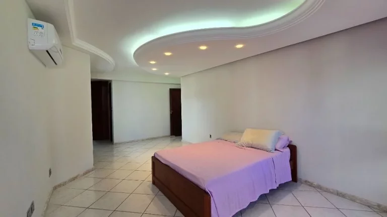 Imagem Apartamento com 4 dormitórios à venda, 220 m² por R$ 1.200.000,00 - Brisamar - João Pessoa/PB