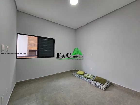 Imagem Casa para Venda em Limeira, Jardim Residencial Campo Novo, 3 dormitórios, 1 suíte, 1 banheiro, 2 vagas