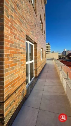 Imagem No Jardim Botânico, 3 dormitórios, 2 vagas e infraestrutura.