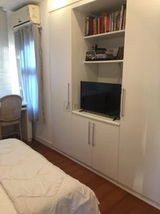 Imagem Excelente casa com marina privativa em Balneário Camboriú