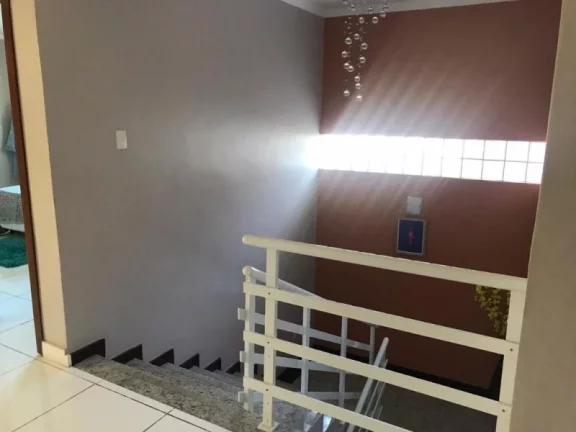 Imagem CASA COM 4 DORMITÓRIOS À VENDA, 390 M² POR R$ 1.600.000,00 - GLÓRIA - MACAÉ/RJ