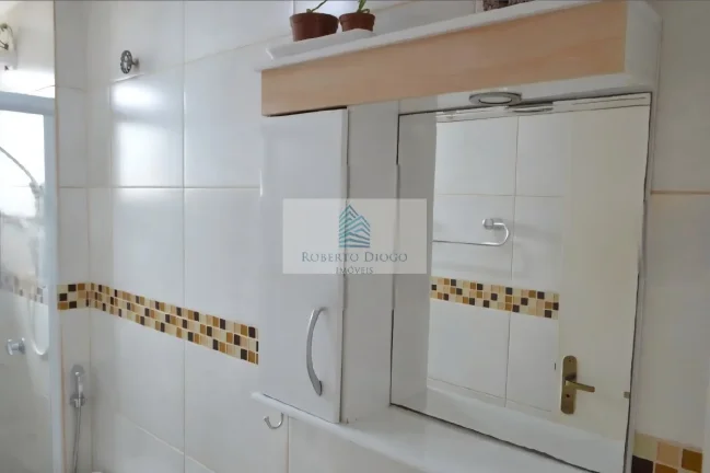 Imagem Apartamento à venda na Taquara, Rio de Janeiro - RJ: 2 quartos, 1 sala, 1 banheiro, 1 vaga de garagem, 52m²!