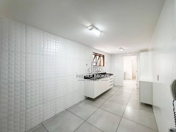 Imagem Apartamento com 3 dormitórios à venda, 119 m² por R$ 700.000,00 - Várzea - Teresópolis/RJ