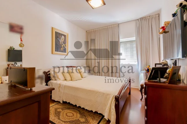 Imagem Apartamento na Alameda Lorena com 123m², 3 quartos (1 suíte) e 1 vaga.