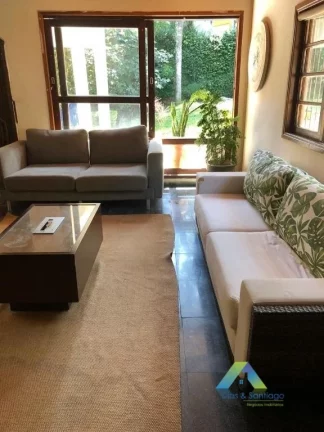 Imagem CASA 333 metros, condomínio fechado, 3 suítes, sala 3 ambientes, 5 vagas, piscina ótima localização e valor !!!