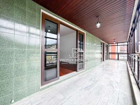 Imagem Apartamento com 3 dormitórios à venda, 119 m² por R$ 700.000,00 - Várzea - Teresópolis/RJ
