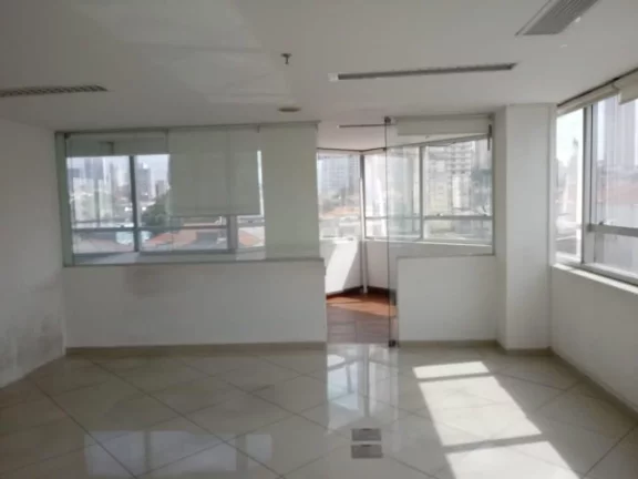 Imagem Conjunto Comercial no Ipiranga - Silva Bueno