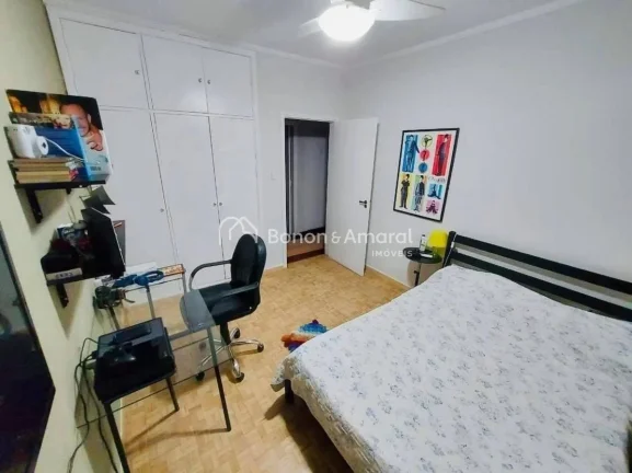 Imagem Encantadora residência com 180m² de construção, perfeita para quem busca conforto, praticidade e...