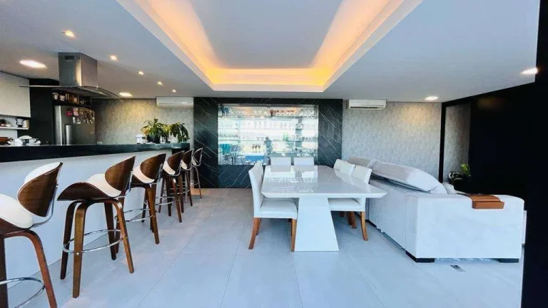 Imagem Casa à Venda, 300m2, 4 Dormitórios (2 suites), 2 Vagas,Trindade, Florianópolis/SC