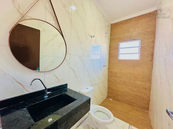 Imagem Casa ISOLADA LADO PRAIA COM PISCINA À venda em Itanhaém !