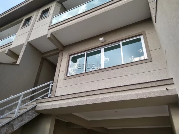 Sobrado com 145 metros quadrados, com 3 dormitórios suítes sendo 1 suíte com varanda e vista pano...