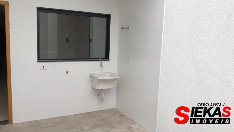 Imagem Imperdível oportunidade! Casa à venda na Penha de França, São Paulo-SP: 3 quartos, 1 suíte, 2 salas, 4 banheiros, 4 vagas de garagem, 180m².
