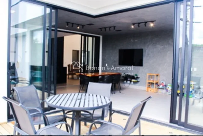 Imagem Casa de condominio a venda no Swiis Park em Campinas!!

Com 3 suítes, sendo uma delas c closet. 
Á...