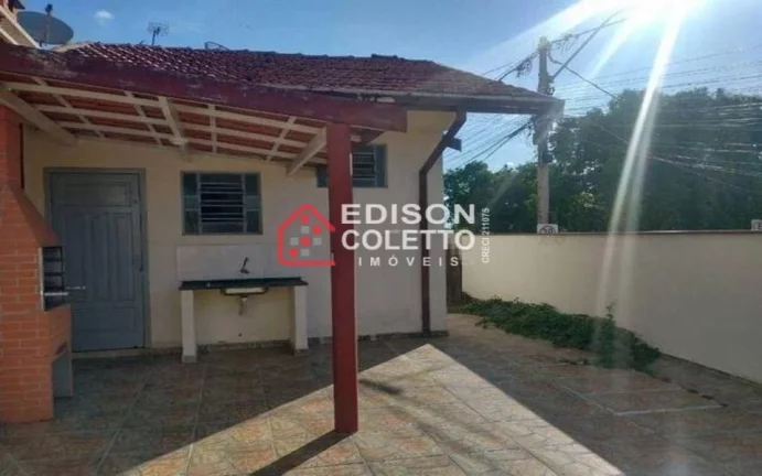 Imagem Charmosa Casa Reformada à Venda no Jardim São Paulo, Piracicaba!!
