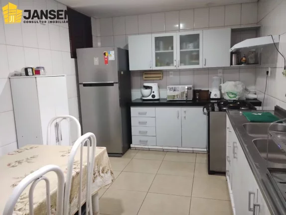 Imagem VENDO CASA COM DOIS PAVIMENTOS NA MELHOR ÁREA DO BAIRRO EXPEDICIONÁRIO