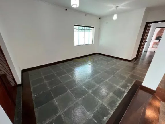 Imagem Sobrado alto padrão à venda no Centro Peruíbe/SP Localizada à 700m da praia