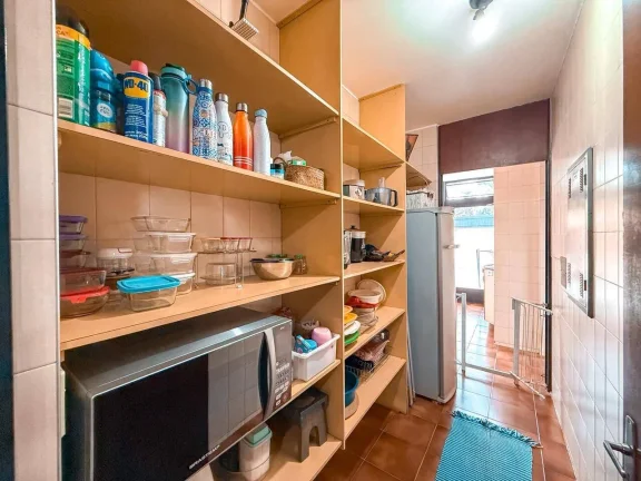 Imagem Casa 4 quartos à venda, 713 m² por R$ 4.800.000 - Jardim Mediterrâneo - Cotia/SP