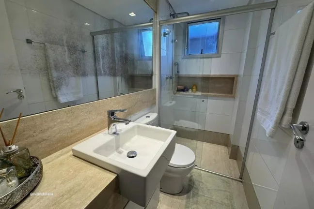 Imagem Este espaçoso apartamento de 179 metros quadrados é ideal para quem busca conforto e praticidades....