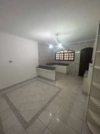 Imagem Sobrado com 3 dormitórios à venda, 186m² por R$ 450.000,00 - Parque Maraj