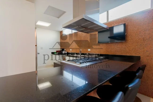 Imagem Lindo apartamento reformado na Rua Bela Cintra, pronto para morar!
